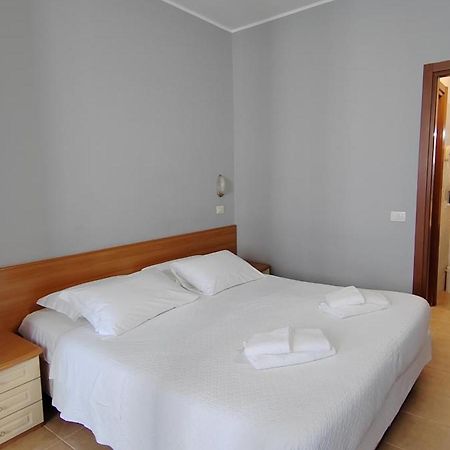 Hotel Nuovo Rondò Sesto San Giovanni Buitenkant foto