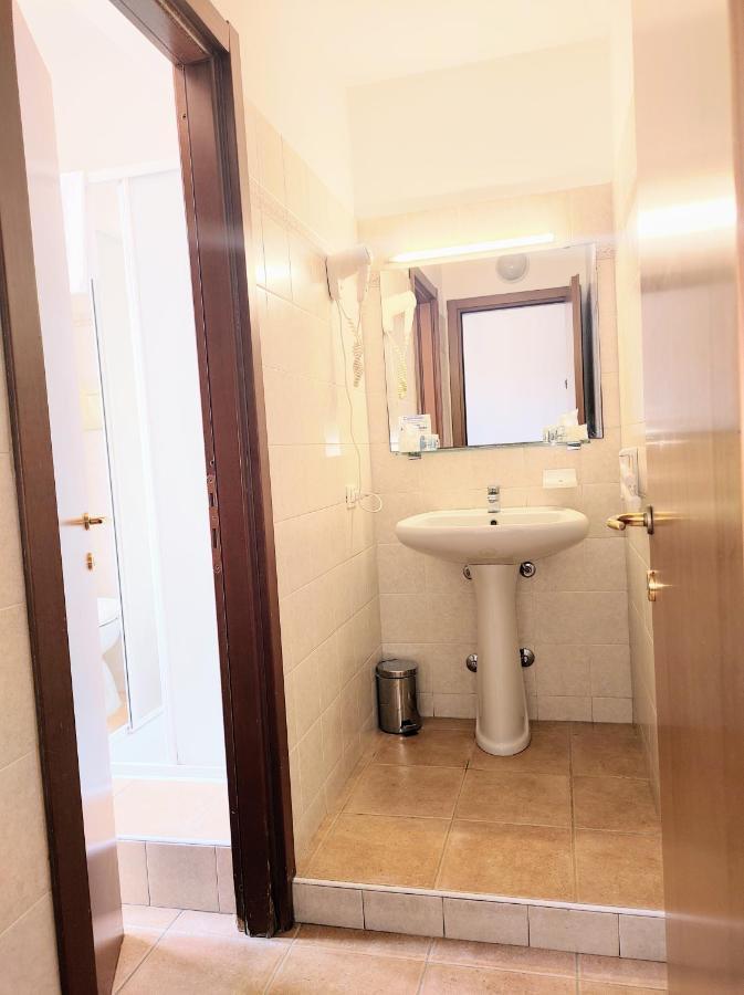 Hotel Nuovo Rondò Sesto San Giovanni Buitenkant foto
