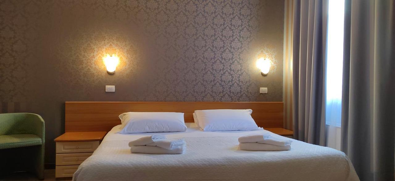 Hotel Nuovo Rondò Sesto San Giovanni Buitenkant foto